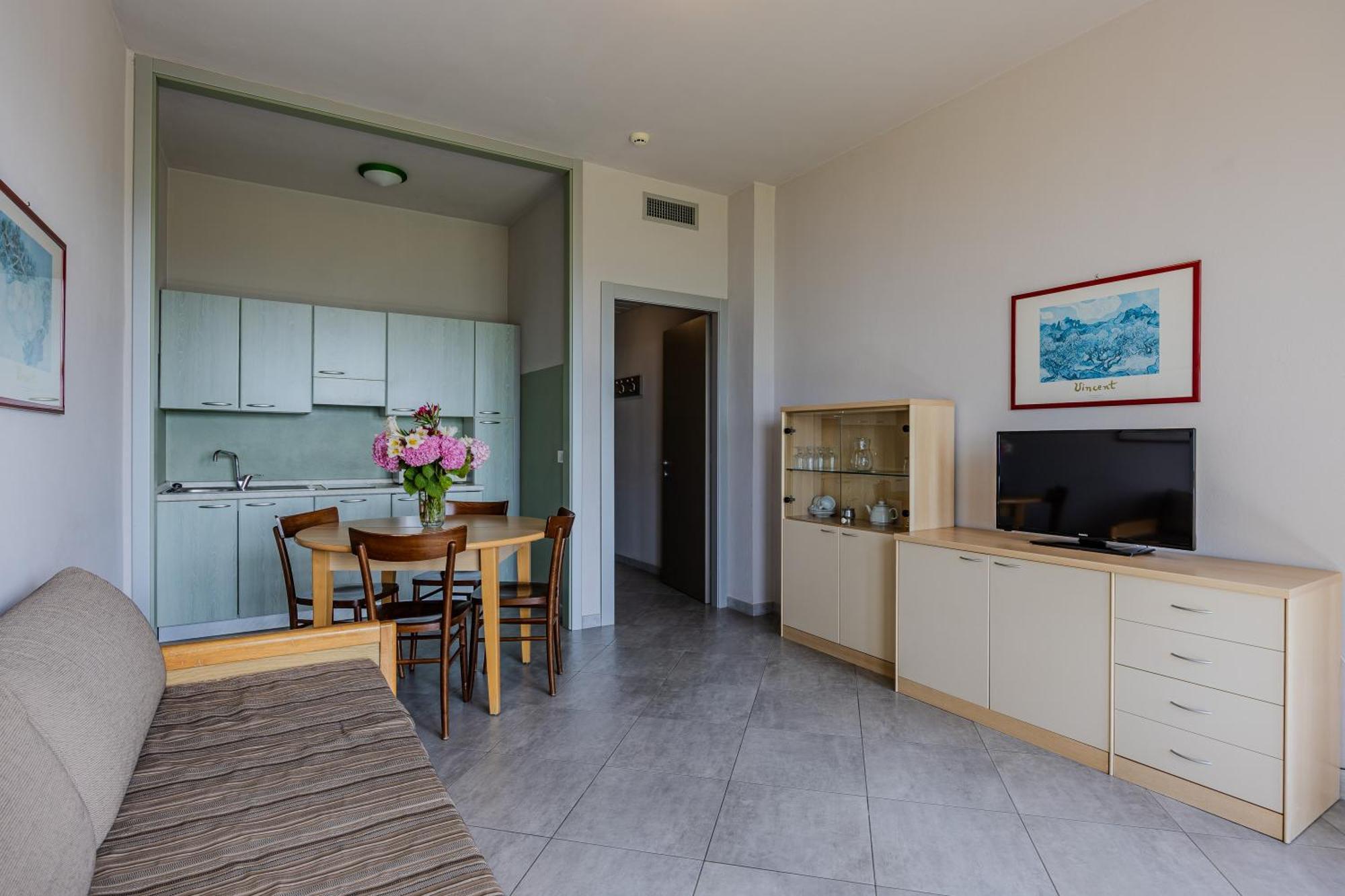Residence San Michele Костермано Екстер'єр фото